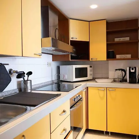 Appartement Window On *