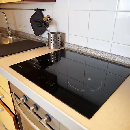 Apartament Window On